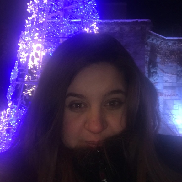 Meet your Posher, Jess - Picture 5 of 5